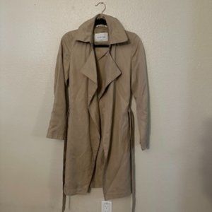 Aritzia Babaton Lawson Trench Coat size Small